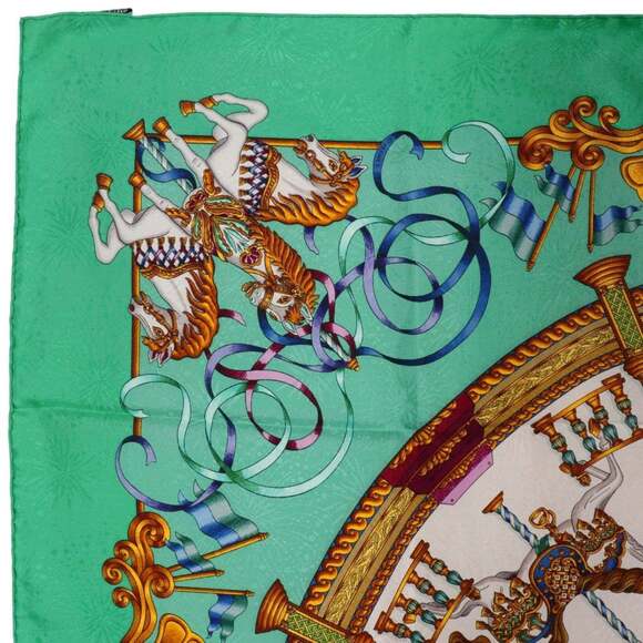 HERMES Authentic Green Silk Scarf - Picture 2 of 9